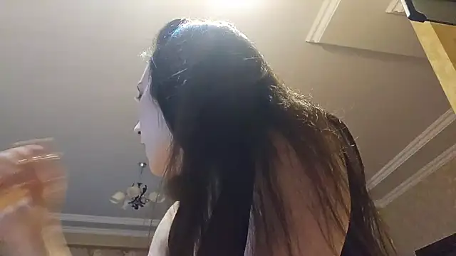 AlejandraDelaney online show from 11/27/25, 01:11