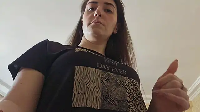 AlejandraDelaney online show from 05/07/26, 01:36