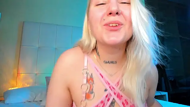 Debbie Taylor online show from 11/26/25, 05:13