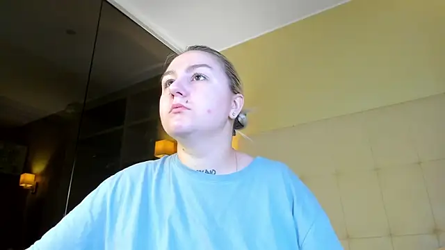 Debbie Taylor online show from 09/19/25, 04:11