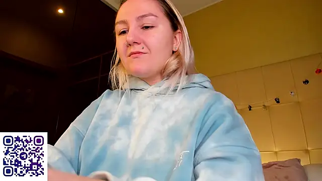 Debbie Taylor online show from 11/07/25, 05:17