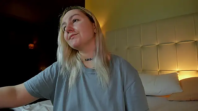 Debbie Taylor online show from 10/06/25, 04:08