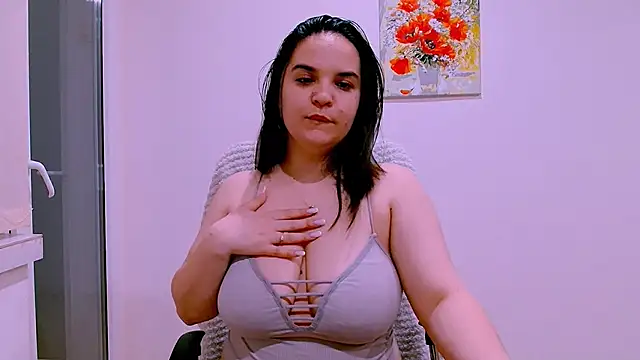 Ella-Diamond online show from 04/10/26, 06:37