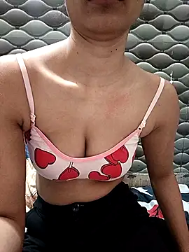 Rajni-Mehra online show from 02/06/26, 05:36