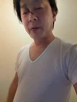 Snapshot of SaneService9 chatting on 04/13/26, 07:01 SaneService9 online show from 04/13/26, 07:01