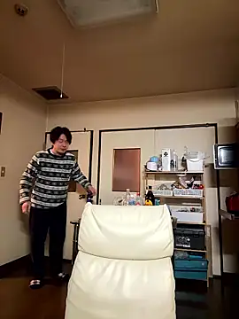 SaneService9 online show from 01/12/26, 04:03