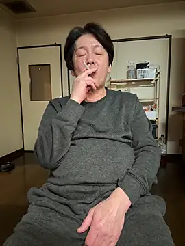 Snapshot of SaneService9 chatting on 03/04/26, 09:50 SaneService9 online show from 03/04/26, 09:50