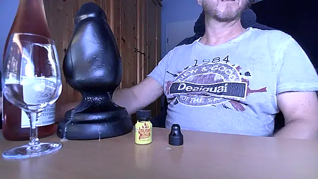 Tom PP cgn online show from 09/18/25, 09:40