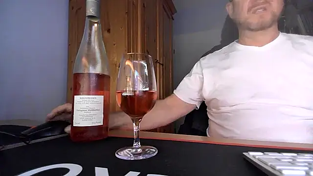 Tom PP cgn online show from 10/28/25, 10:31