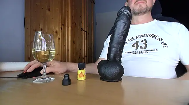 Tom PP cgn online show from 01/18/25, 09:24