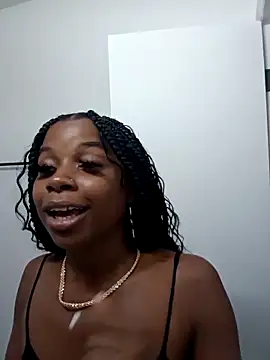 Snapshot of miamiworld chatting on 03/15/25, 10:11 miamiworld online show from 03/15/25, 10:11