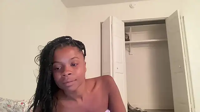 Snapshot of miamiworld chatting on 03/20/25, 12:40 miamiworld online show from 03/20/25, 12:40