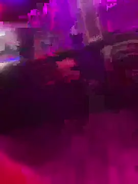 Snapshot of miamiworld chatting on 12/19/24, 09:49 miamiworld online show from 12/19/24, 09:49