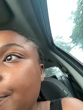 Snapshot of miamiworld chatting on 09/18/25, 07:06 miamiworld online show from 09/18/25, 07:06