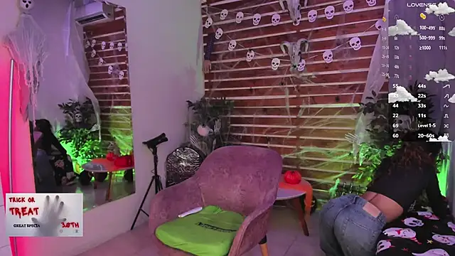 Sapphire Venuss online show from 10/26/25, 02:12