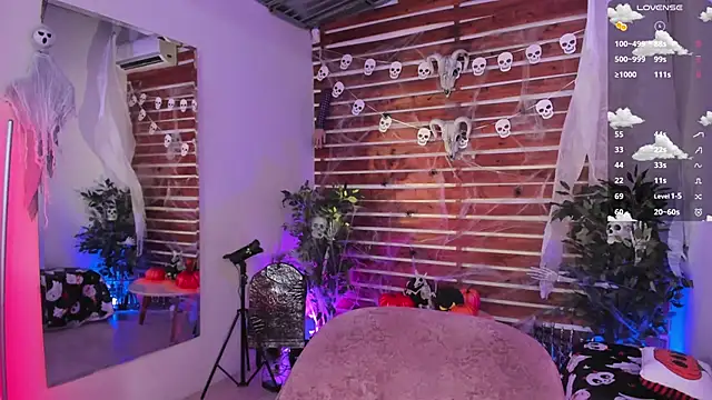 Sapphire Venuss online show from 11/01/25, 12:17