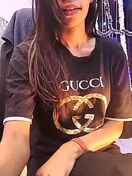 Snapshot of Anushka_Rajput05 chatting on 02/25/25, 05:30 Anushka Rajput05 online show from 02/25/25, 05:30