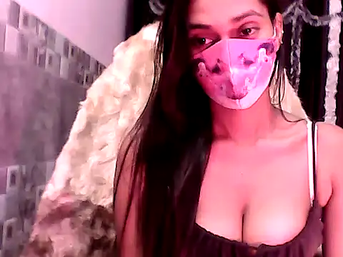 Snapshot of Anushka_Rajput05 chatting on 12/23/24, 07:49 Anushka Rajput05 online show from 12/23/24, 07:49