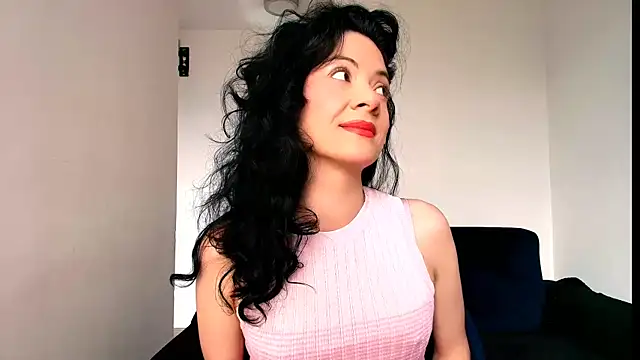 miabeautyxx online show from 04/06/26, 01:23