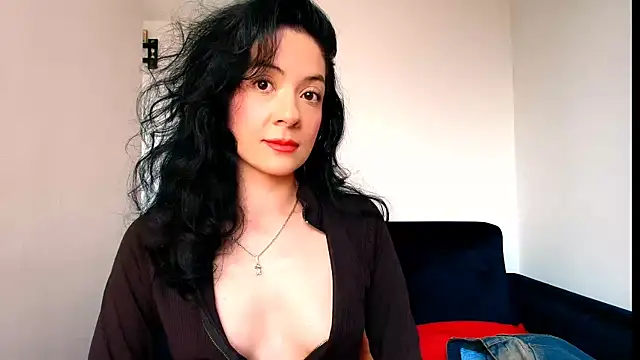miabeautyxx online show from 03/26/26, 01:53
