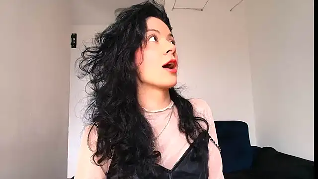 miabeautyxx online show from 03/20/26, 01:56