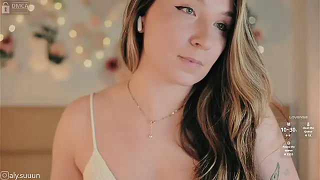alysuuun online show from 04/22/26, 06:47