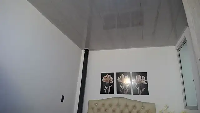 lily f00x online show from 04/09/26, 12:33