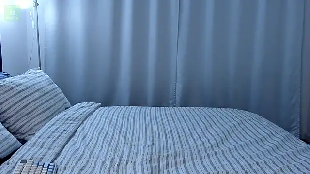 erika hoiree online show from 02/17/26, 05:05