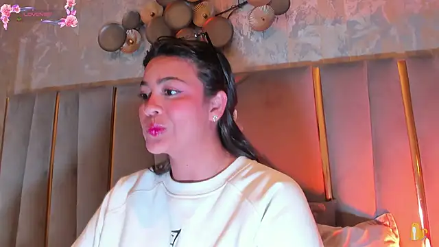 KimDevinne online show from 02/21/26, 02:24