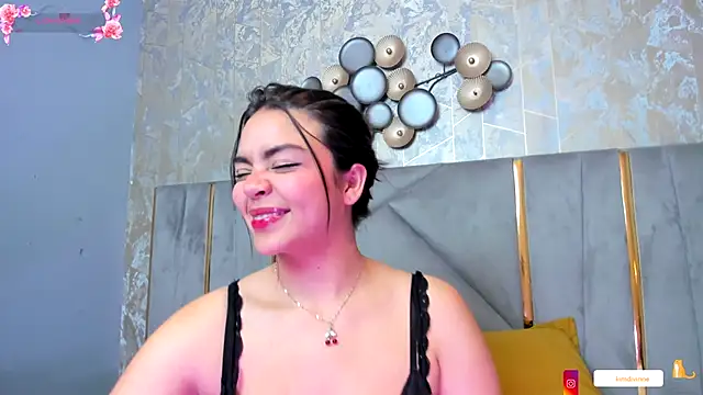 KimDevinne online show from 11/21/25, 02:32