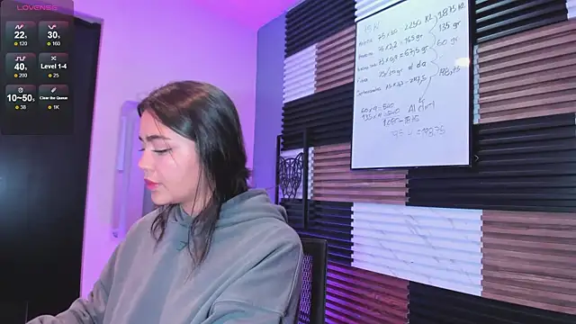 KimDevinne online show from 07/03/26, 03:13