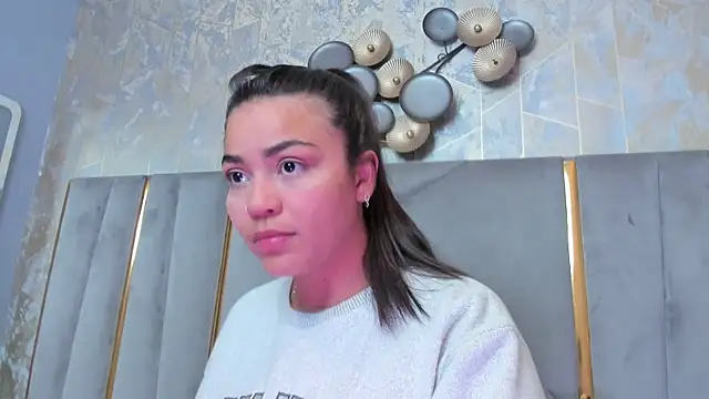 KimDevinne online show from 01/11/26, 02:18