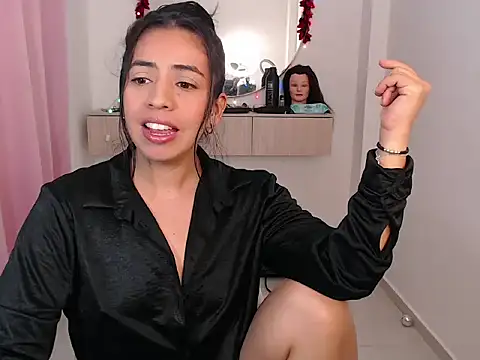 anngela01 online show from 12/03/25, 12:23