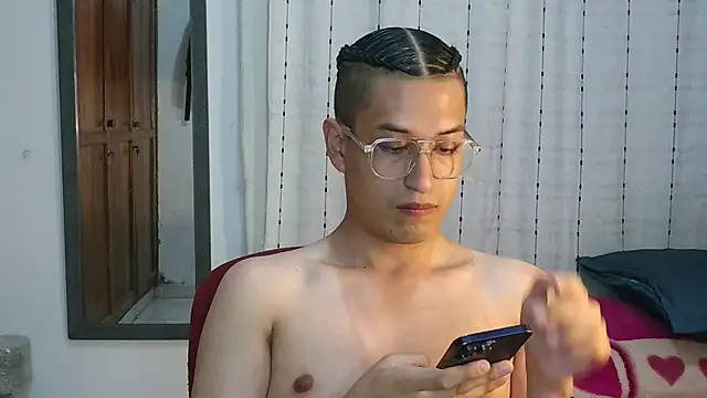 Orionferrer- online show from 11/19/25, 04:23