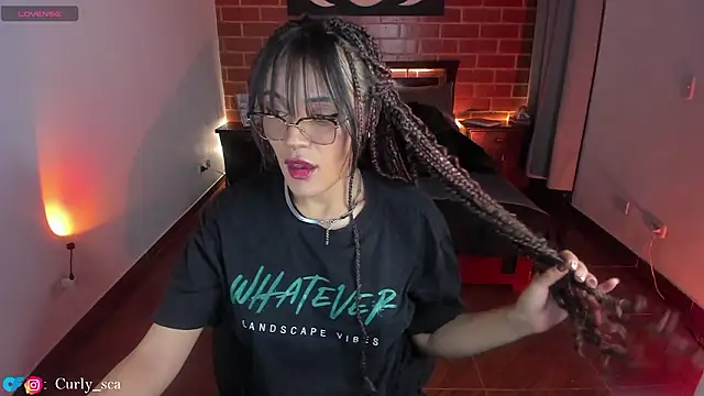 Snapshot of Scarlett_Vela13 chatting on 02/21/26, 11:51 Scarlett Vela13 online show from 02/21/26, 11:51