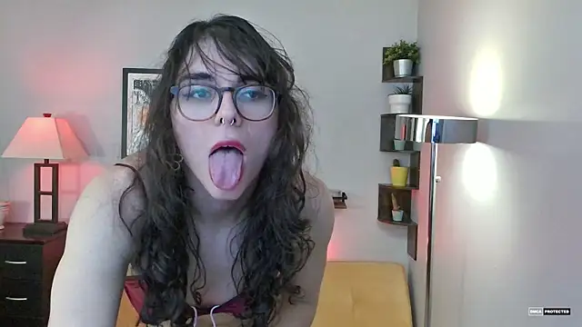 Snapshot of transbate chatting on 01/14/25, 06:17 transbate online show from 01/14/25, 06:17