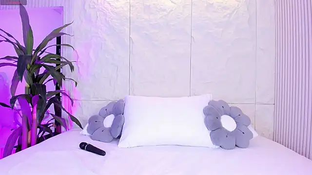 AnahinClar online show from 04/04/26, 12:12