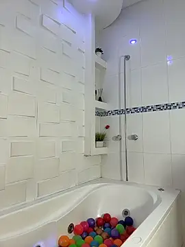 AnahinClar online show from 12/13/25, 08:04