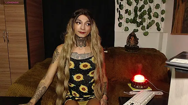 mariangel tattooed barbie online show from 12/24/24, 02:54