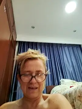 issa soto  online show from 03/08/26, 02:04