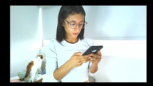 Snapshot of thedianakaro chatting on 02/28/25, 11:58 thedianakaro online show from 02/28/25, 11:58