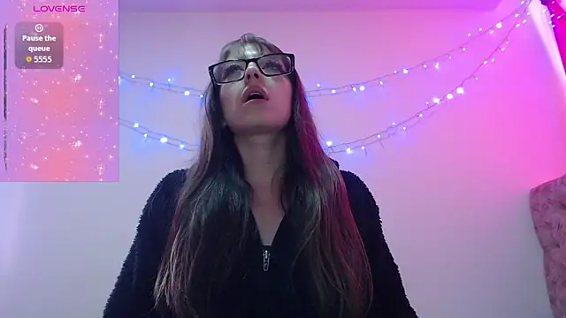 Aurora blossom   online show from 12/15/25, 07:20