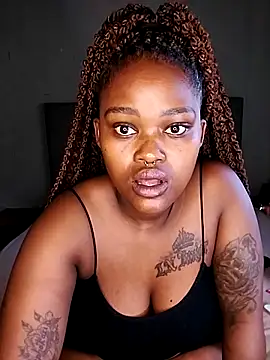 ThickPearlx23 online show from 03/16/26, 06:39