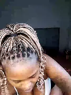 ThickPearlx23 online show from 04/08/26, 08:27