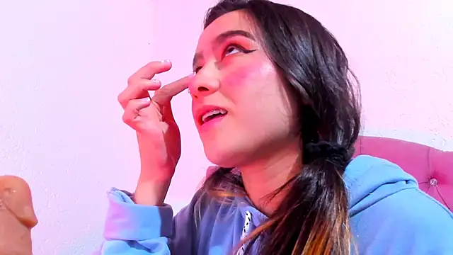 teffy lee online show from 02/27/25, 11:37