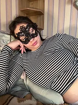 69Laura696 online show from 03/02/26, 01:18