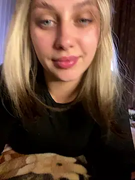 69Laura696 online show from 12/26/24, 08:42