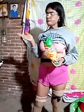 yovana13 online show from 11/17/25, 03:27