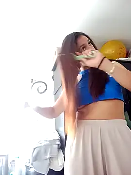 Luci And Sofi online show from 02/28/26, 07:24