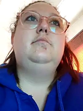 Chloee ep online show from 02/14/25, 03:05
